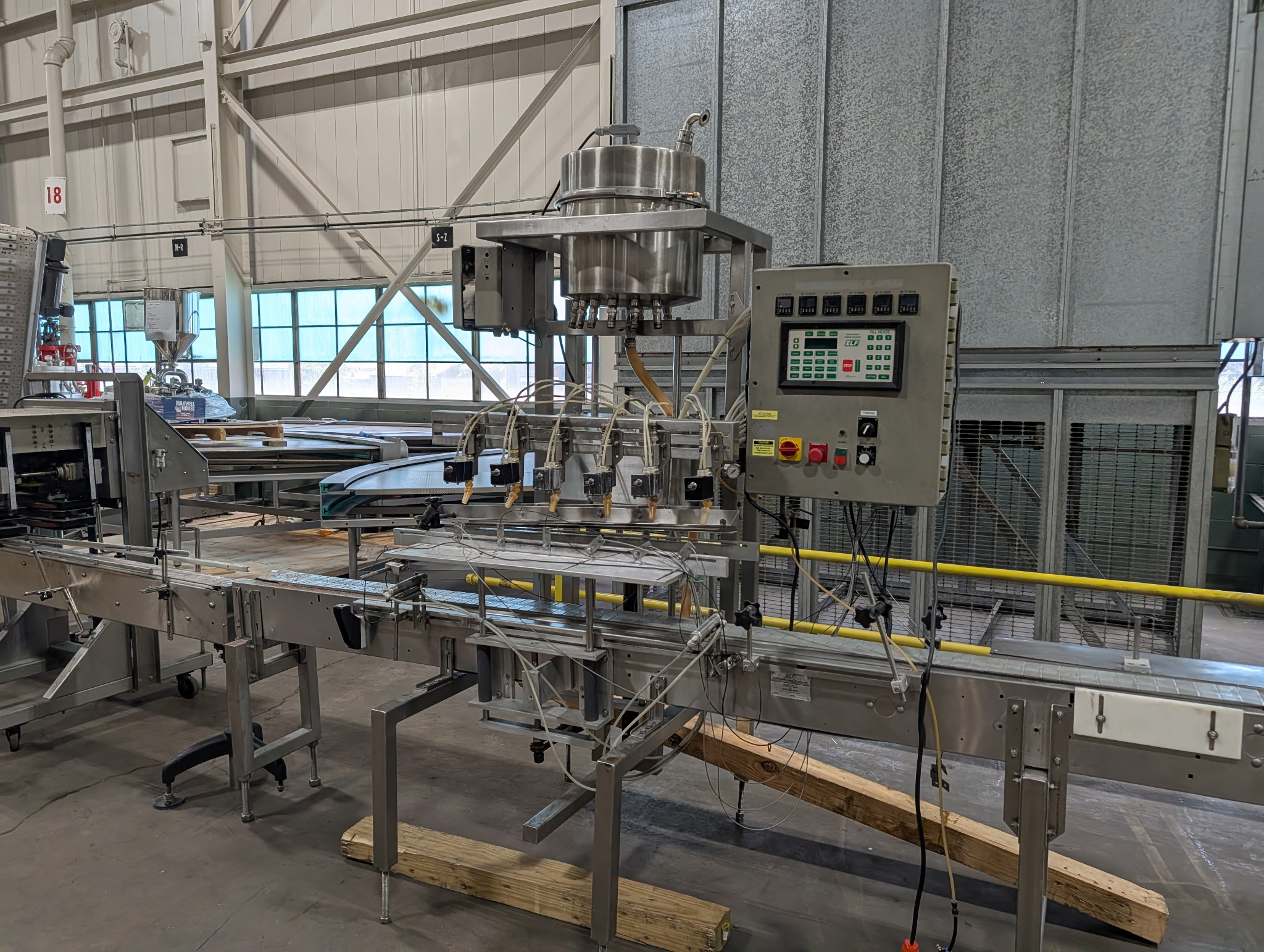 Elf Gallon Filling Line image 5